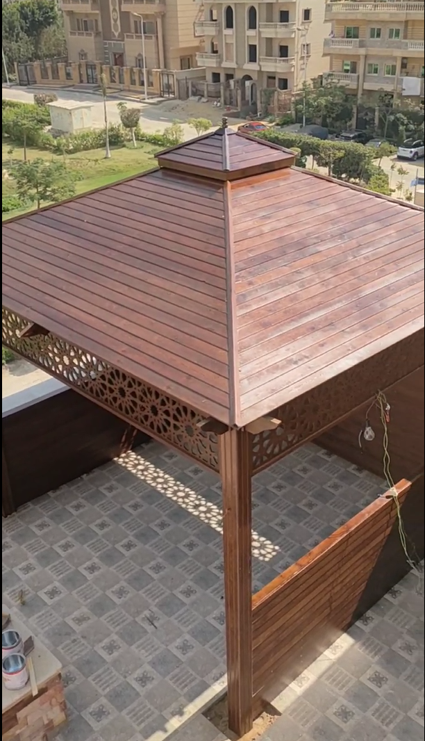 برجولة خشب بتصميم عصري